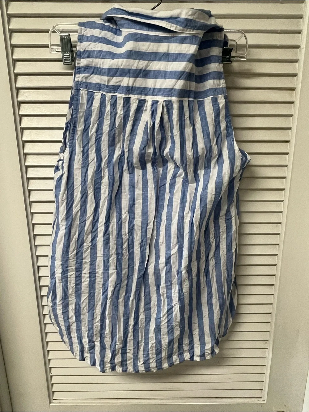 J. CREW ✨Light Blue & White Vertical Stripe Button-Up Top✨M